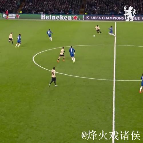 官方：埃斯特旺欧冠对巴萨的进球当选切尔西11月