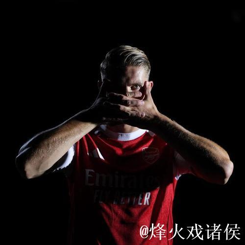 哲凯赖什:以这种方式输球很艰难但要振作,我们 哲凯赖什:以这种方式输球很艰难但要振作,我们